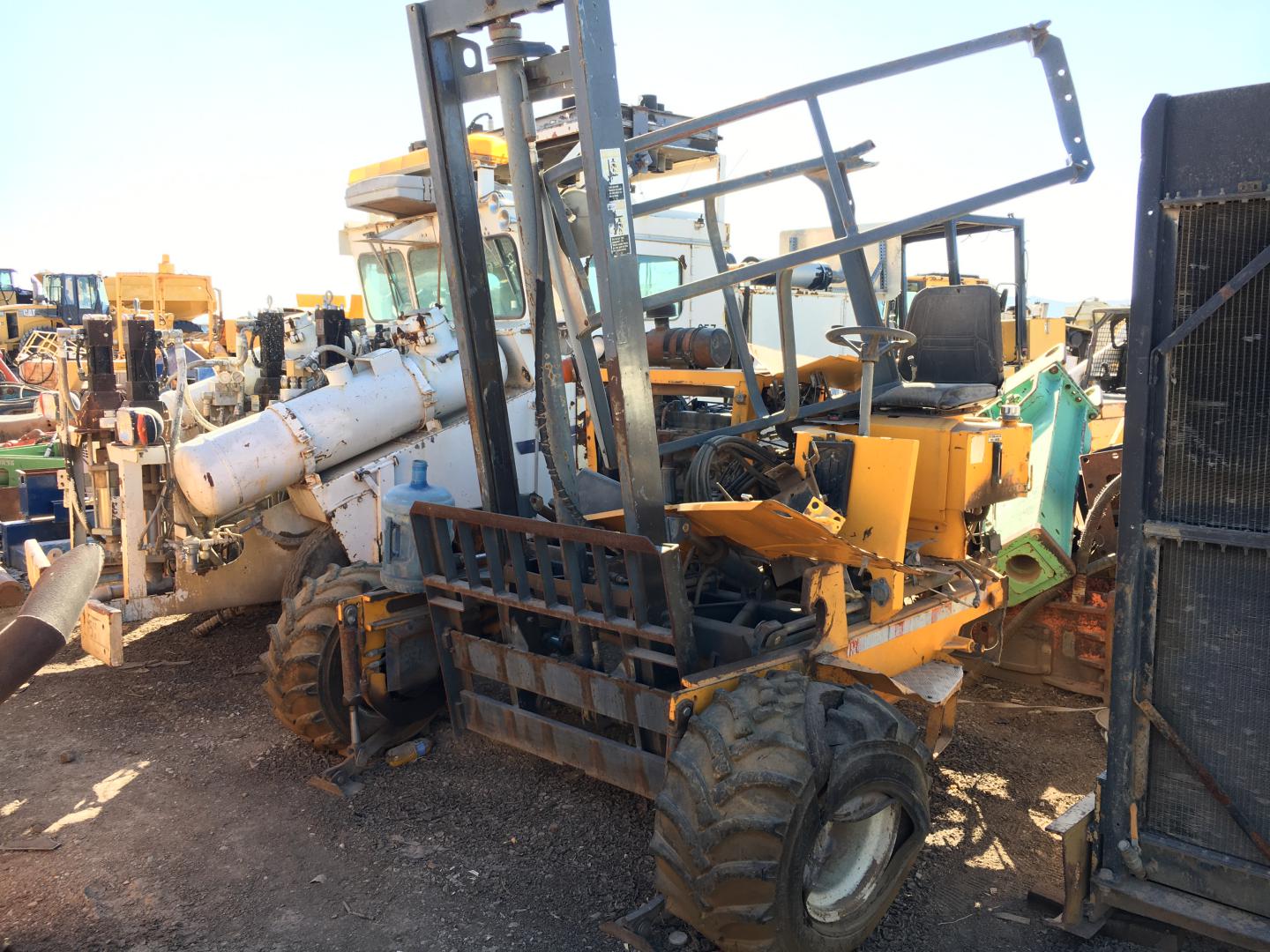 ./imagenes/INVOICE/2019/12638/MONTACARGAS MOFFETT M5000 (10).JPG